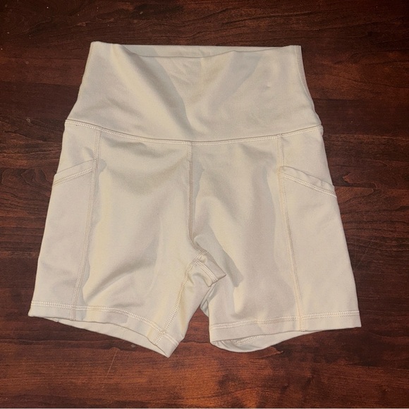 aerie Pants - Offline By Aerie The Hugger 5” Pocket High-Waisted Tan Biker Shorts
